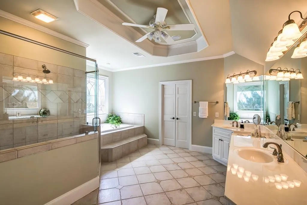 5101 Haven Court, Atlanta, Georgia 30342, 6 Bedrooms Bedrooms, ,5 BathroomsBathrooms,Residential,Sold,5101 Haven Court,5899804