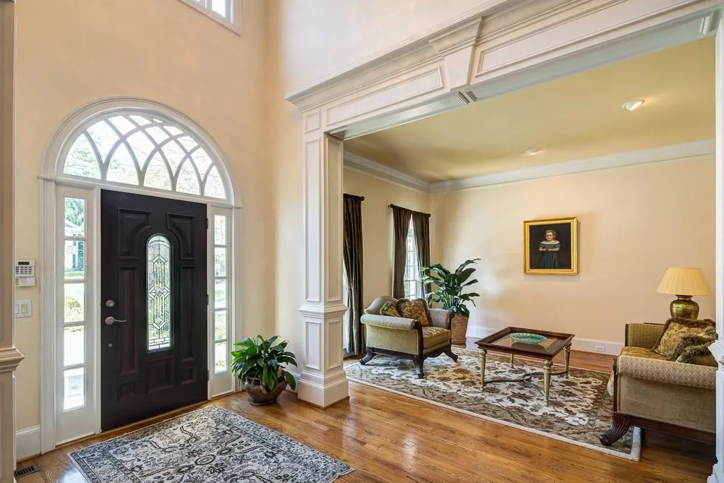 5101 Haven Court, Atlanta, Georgia 30342, 6 Bedrooms Bedrooms, ,5 BathroomsBathrooms,Residential,Sold,5101 Haven Court,5899804