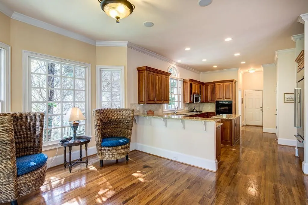 5101 Haven Court, Atlanta, Georgia 30342, 6 Bedrooms Bedrooms, ,5 BathroomsBathrooms,Residential,Sold,5101 Haven Court,5899804