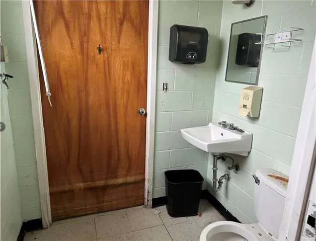 1170