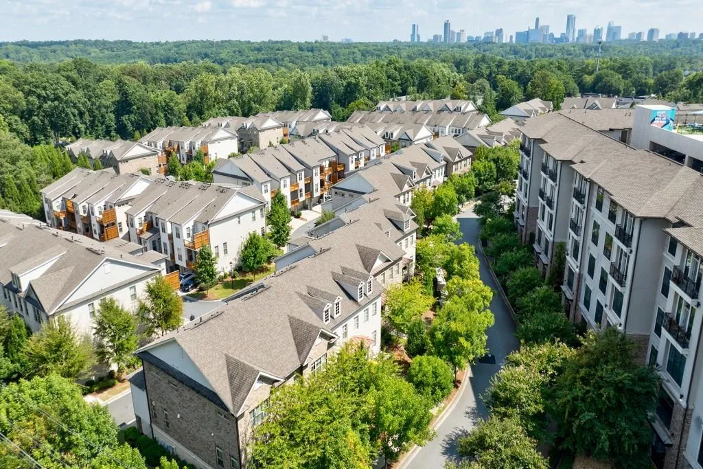 4151 Township Parkway, Atlanta, Georgia 30342, 3 Bedrooms Bedrooms, ,3 BathroomsBathrooms,Residential,Sold,4151 Township Parkway,7444012