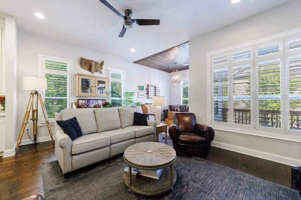 4151 Township Parkway, Atlanta, Georgia 30342, 3 Bedrooms Bedrooms, ,3 BathroomsBathrooms,Residential,Sold,4151 Township Parkway,7444012