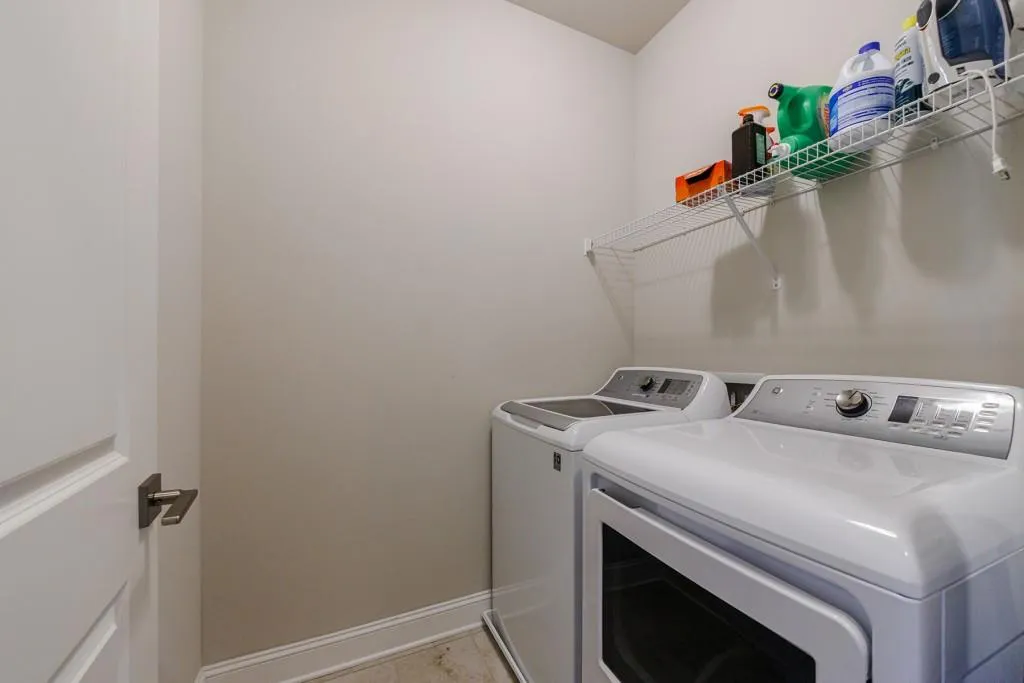 4151 Township Parkway, Atlanta, Georgia 30342, 3 Bedrooms Bedrooms, ,3 BathroomsBathrooms,Residential,Sold,4151 Township Parkway,7444012