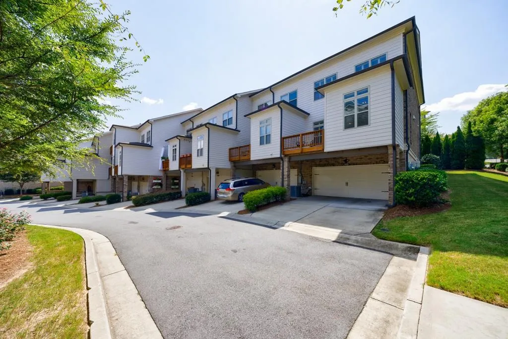 4151 Township Parkway, Atlanta, Georgia 30342, 3 Bedrooms Bedrooms, ,3 BathroomsBathrooms,Residential,Sold,4151 Township Parkway,7444012