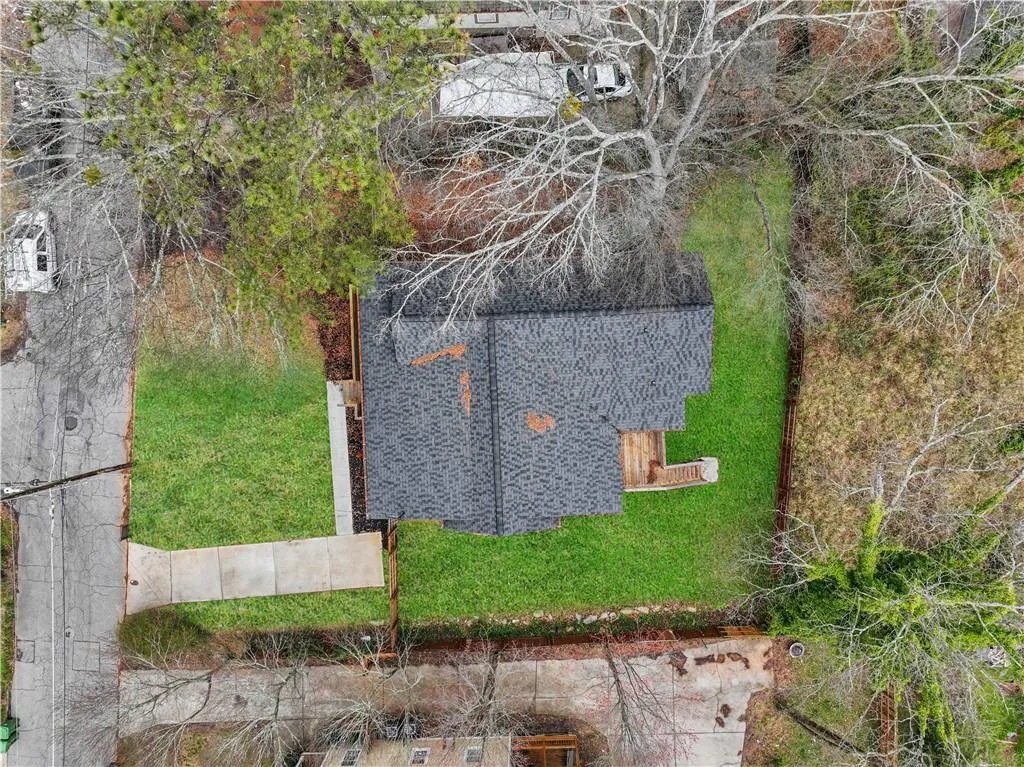 875 Center Hill Avenue Nw, Atlanta, Georgia 30318, 3 Bedrooms Bedrooms, ,2 BathroomsBathrooms,Residential,For Sale,875 Center Hill Avenue Nw,7536245