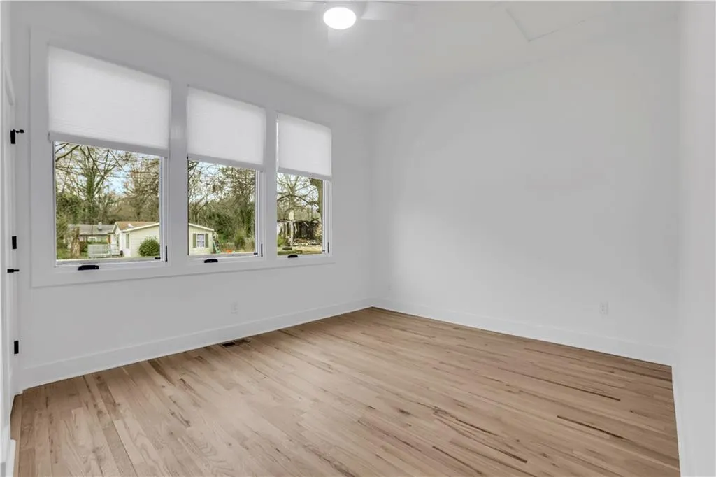 875 Center Hill Avenue Nw, Atlanta, Georgia 30318, 3 Bedrooms Bedrooms, ,2 BathroomsBathrooms,Residential,For Sale,875 Center Hill Avenue Nw,7536245