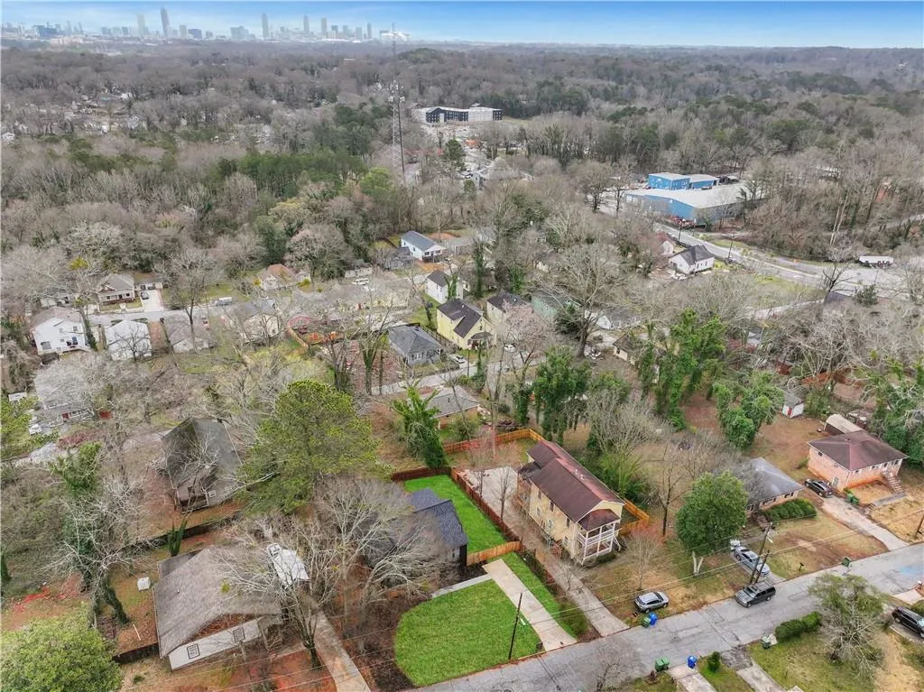 875 Center Hill Avenue Nw, Atlanta, Georgia 30318, 3 Bedrooms Bedrooms, ,2 BathroomsBathrooms,Residential,For Sale,875 Center Hill Avenue Nw,7536245