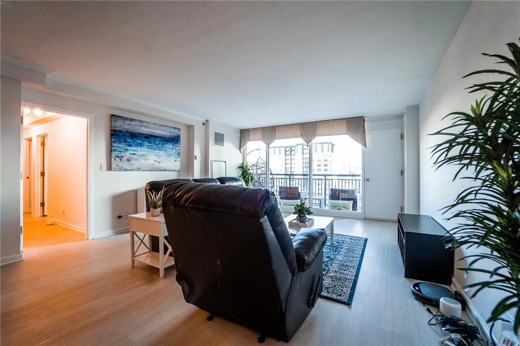 620 Peachtree Street Ne Unit 1205, Atlanta, Georgia 30308, 3 Bedrooms Bedrooms, ,2 BathroomsBathrooms,Residential,Sold,620 Peachtree Street Ne Unit 1205,7003954
