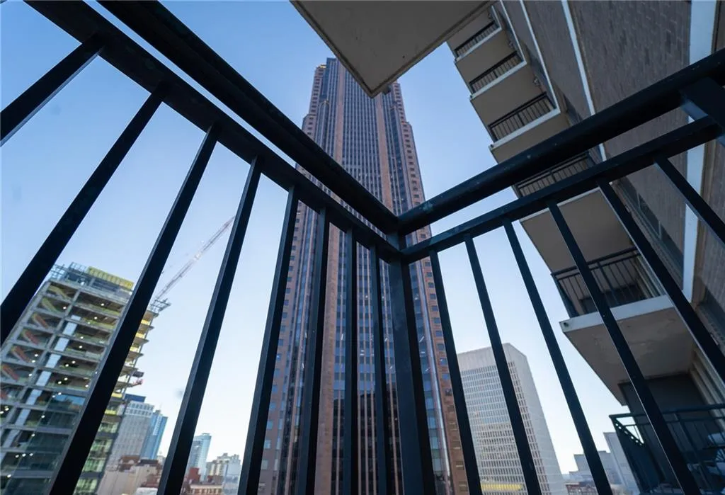 620 Peachtree Street Ne Unit 1205, Atlanta, Georgia 30308, 3 Bedrooms Bedrooms, ,2 BathroomsBathrooms,Residential,Sold,620 Peachtree Street Ne Unit 1205,7003954
