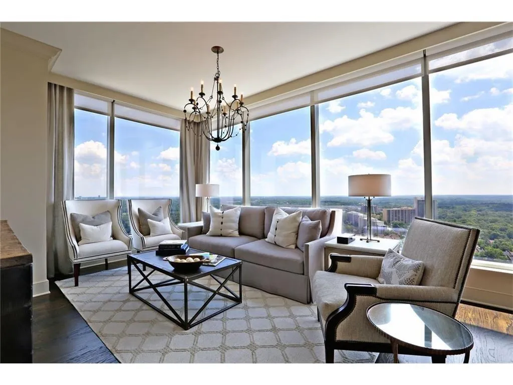 3630 Peachtree Road Ne Unit 2808, Atlanta, Georgia 30326, 1 Bedroom Bedrooms, ,1 BathroomBathrooms,Residential,Sold,3630 Peachtree Road Ne Unit 2808,5804156