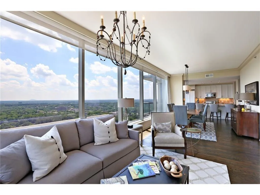 3630 Peachtree Road Ne Unit 2808, Atlanta, Georgia 30326, 1 Bedroom Bedrooms, ,1 BathroomBathrooms,Residential,Sold,3630 Peachtree Road Ne Unit 2808,5804156