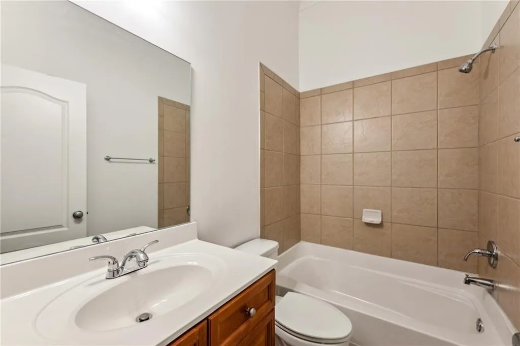 2428 Crescent Park Court, Atlanta, Georgia 30339, 3 Bedrooms Bedrooms, ,3 BathroomsBathrooms,Residential,For Sale,2428 Crescent Park Court,7532662
