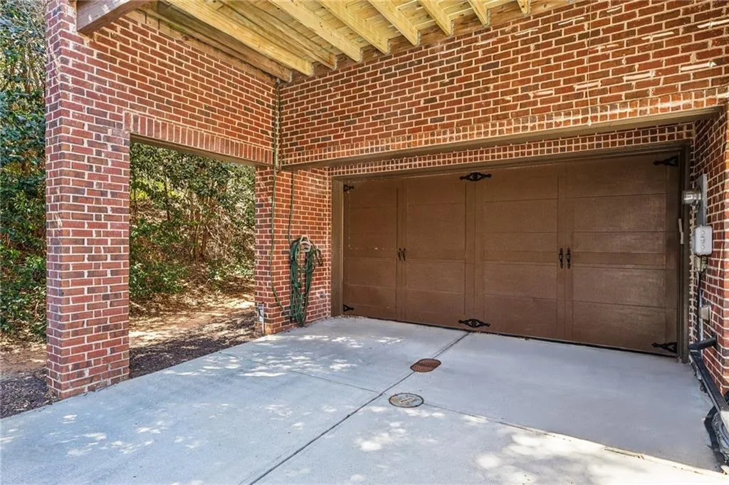 2428 Crescent Park Court, Atlanta, Georgia 30339, 3 Bedrooms Bedrooms, ,3 BathroomsBathrooms,Residential,For Sale,2428 Crescent Park Court,7532662