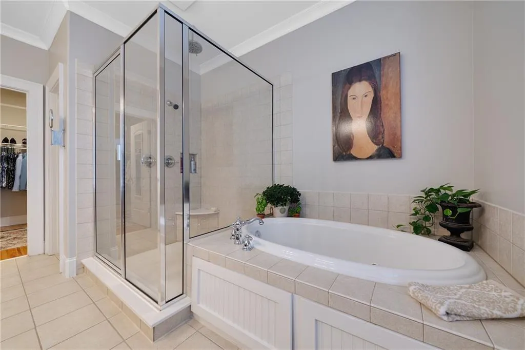 1075 Charles Towne Square, Sandy Springs, Georgia 30328, 4 Bedrooms Bedrooms, ,3 BathroomsBathrooms,Residential,Sold,1075 Charles Towne Square,6907615