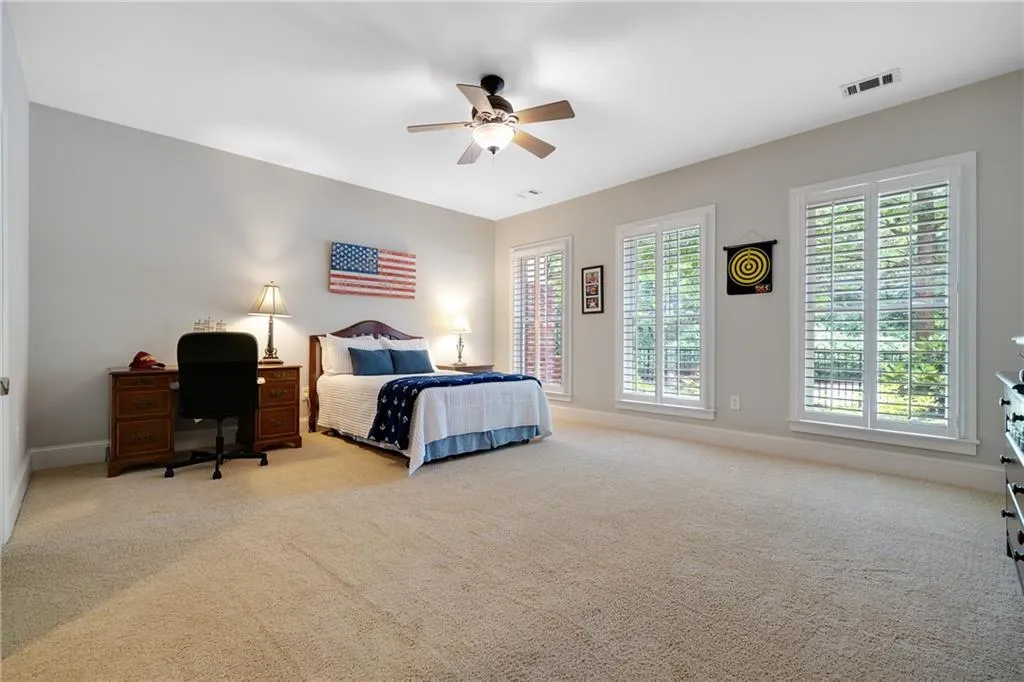 1075 Charles Towne Square, Sandy Springs, Georgia 30328, 4 Bedrooms Bedrooms, ,3 BathroomsBathrooms,Residential,Sold,1075 Charles Towne Square,6907615