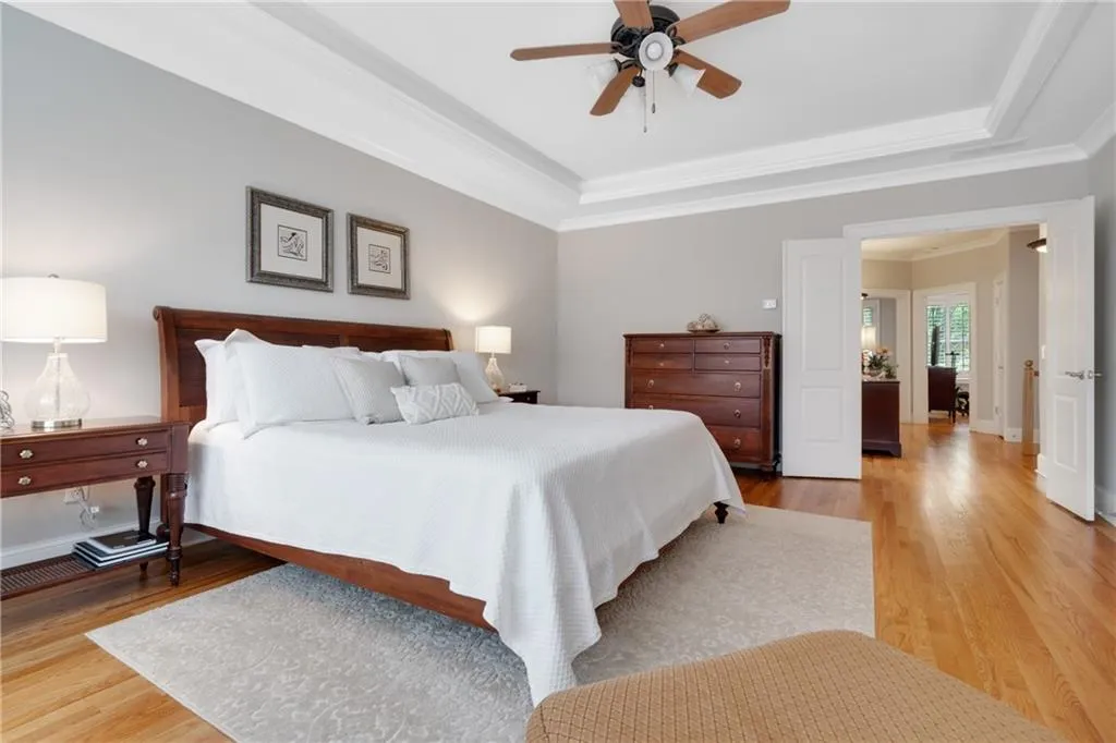 1075 Charles Towne Square, Sandy Springs, Georgia 30328, 4 Bedrooms Bedrooms, ,3 BathroomsBathrooms,Residential,Sold,1075 Charles Towne Square,6907615