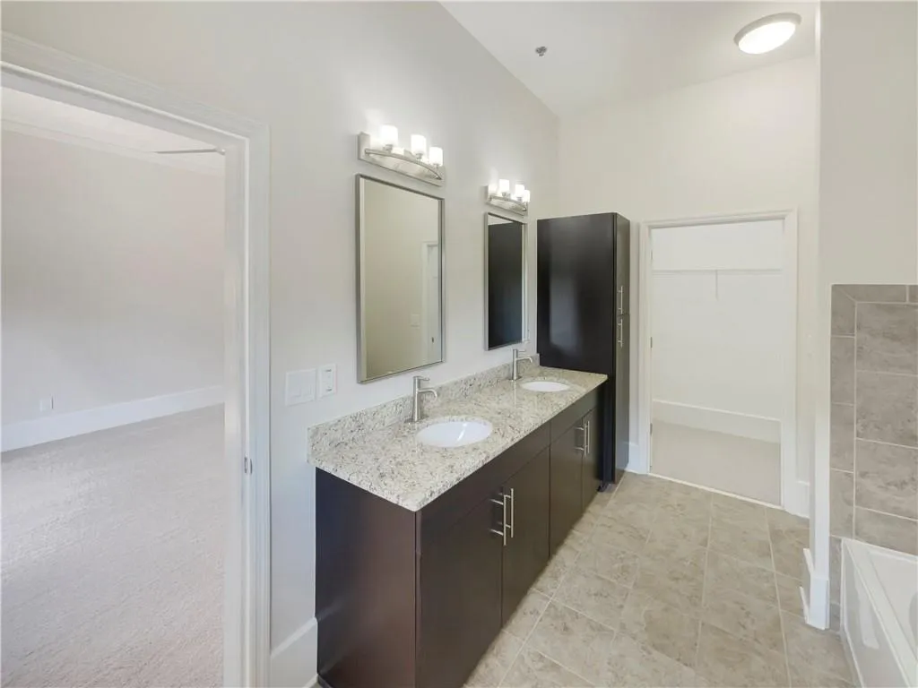 745 Fountainhead Lane Ne Unit 113, Atlanta, Georgia 30324, 2 Bedrooms Bedrooms, ,2 BathroomsBathrooms,Residential,For Sale,745 Fountainhead Lane Ne Unit 113,7440765
