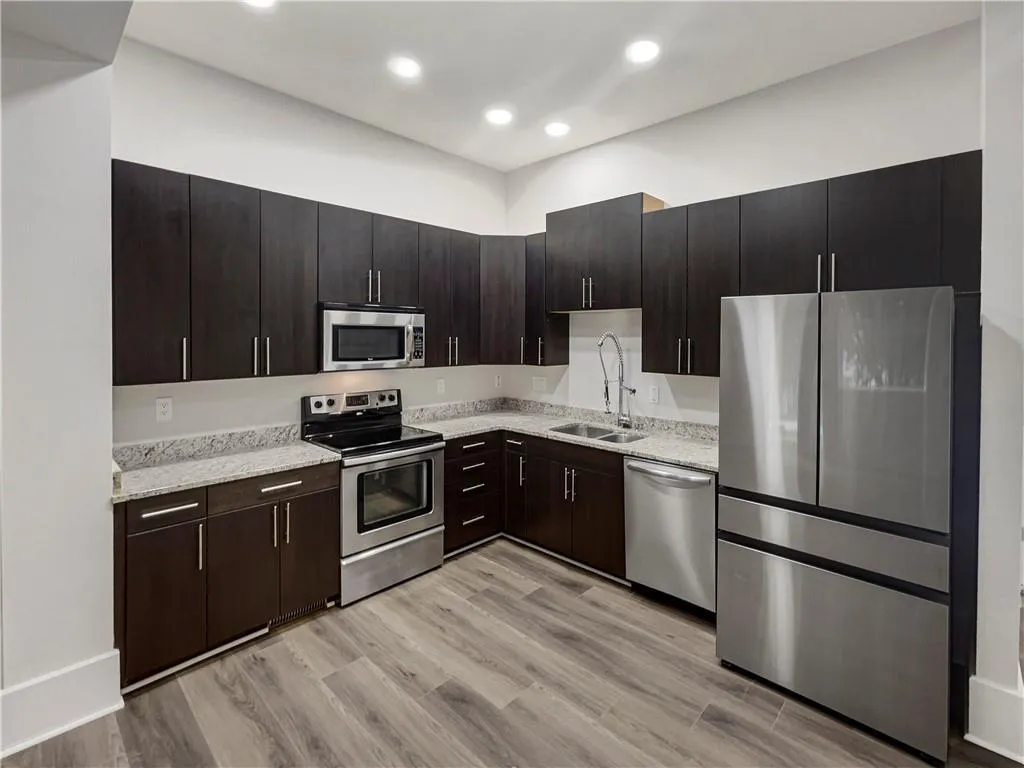 745 Fountainhead Lane Ne Unit 113, Atlanta, Georgia 30324, 2 Bedrooms Bedrooms, ,2 BathroomsBathrooms,Residential,For Sale,745 Fountainhead Lane Ne Unit 113,7440765