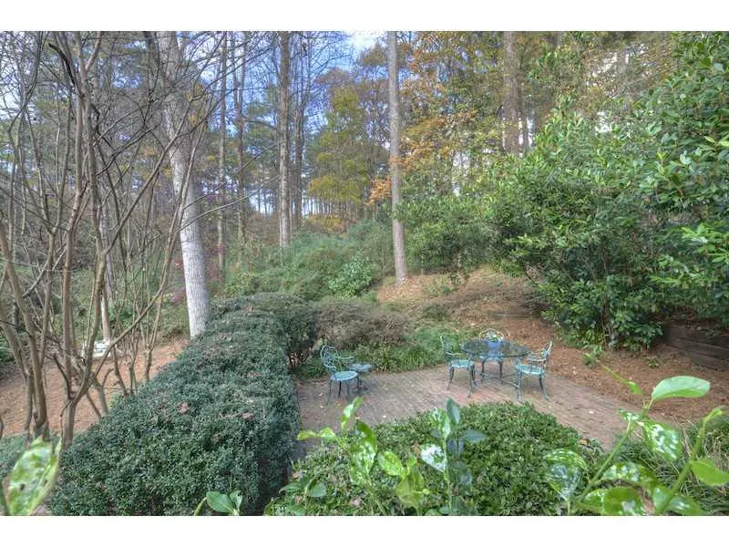 915 Manchester Place, Atlanta, Georgia 30328, 4 Bedrooms Bedrooms, ,3 BathroomsBathrooms,Residential,Sold,915 Manchester Place,5222445