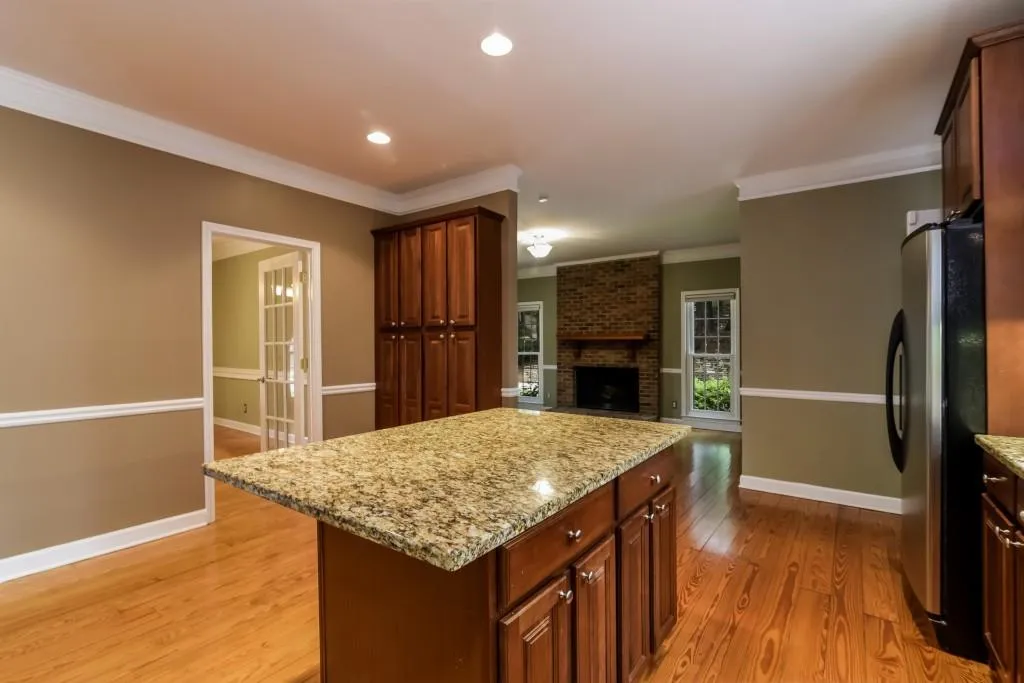 7975 Nesbit Ferry Road, Sandy Springs, Georgia 30350, 4 Bedrooms Bedrooms, ,3 BathroomsBathrooms,Residential,Sold,7975 Nesbit Ferry Road,5730815