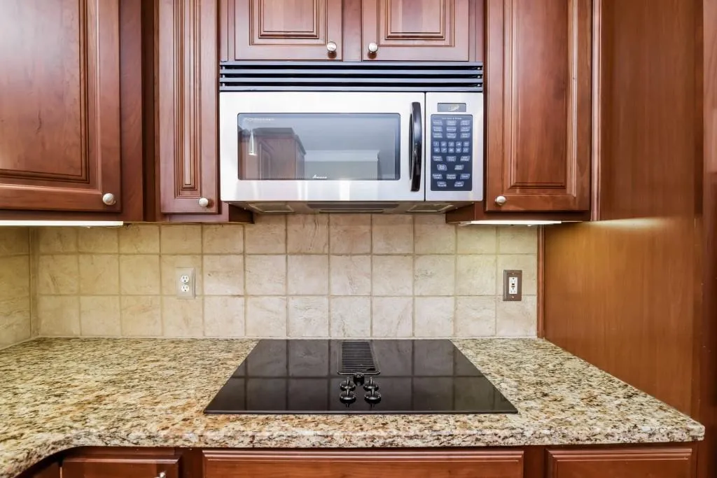 7975 Nesbit Ferry Road, Sandy Springs, Georgia 30350, 4 Bedrooms Bedrooms, ,3 BathroomsBathrooms,Residential,Sold,7975 Nesbit Ferry Road,5730815