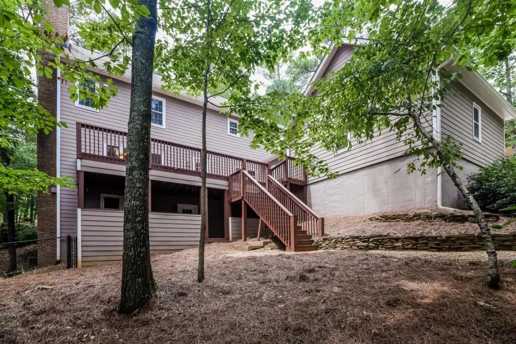 7975 Nesbit Ferry Road, Sandy Springs, Georgia 30350, 4 Bedrooms Bedrooms, ,3 BathroomsBathrooms,Residential,Sold,7975 Nesbit Ferry Road,5730815