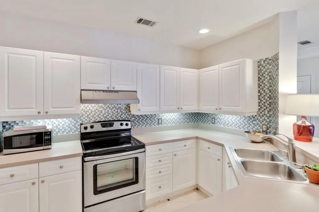 3334 Peachtree Road Ne Unit 804, Atlanta, Georgia 30326, 1 Bedroom Bedrooms, ,1 BathroomBathrooms,Residential,Sold,3334 Peachtree Road Ne Unit 804,5736988