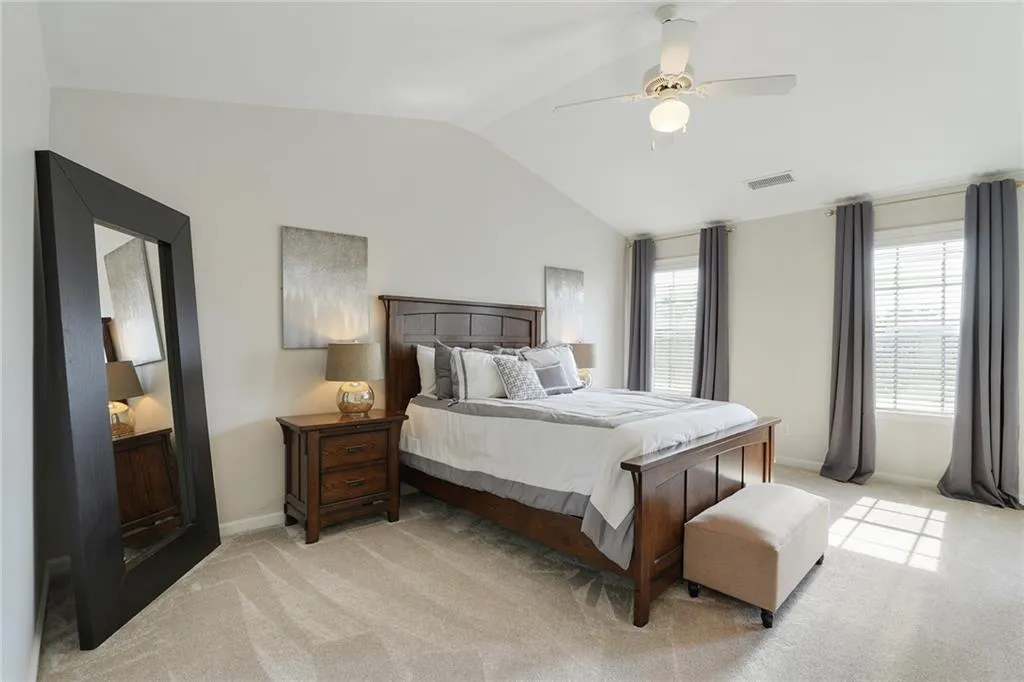 3511 Chattahoochee Summit Lane Se, Atlanta, Georgia 30339, 4 Bedrooms Bedrooms, ,3 BathroomsBathrooms,Residential,For Sale,3511 Chattahoochee Summit Lane Se,7615463