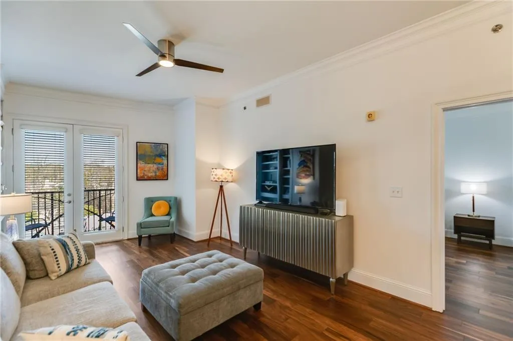 2277 Peachtree Road Ne Unit 608, Atlanta, Georgia 30309, 1 Bedroom Bedrooms, ,1 BathroomBathrooms,Residential,For Sale,2277 Peachtree Road Ne Unit 608,7535618