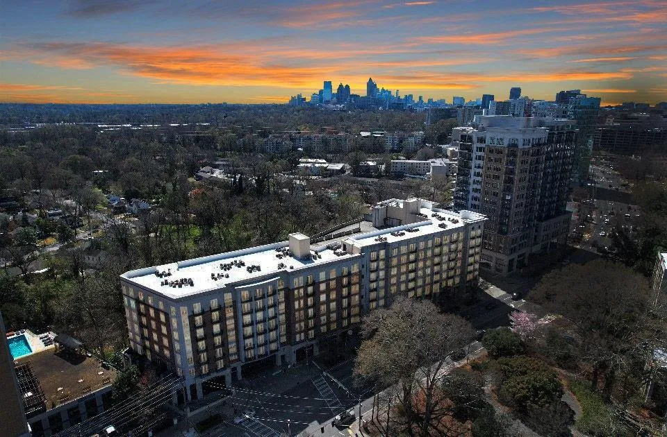 2277 Peachtree Road Ne Unit 608, Atlanta, Georgia 30309, 1 Bedroom Bedrooms, ,1 BathroomBathrooms,Residential,For Sale,2277 Peachtree Road Ne Unit 608,7535618