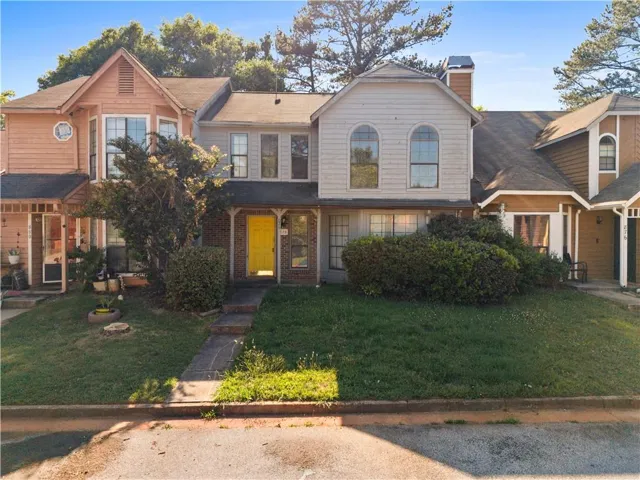 878 Heritage Oaks Drive, Stone Mountain, Georgia 30088