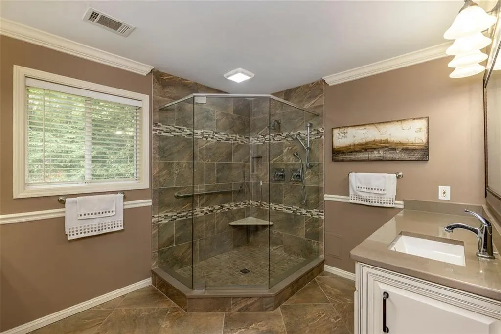 525 Spender Trace, Sandy Springs, Georgia 30350, 4 Bedrooms Bedrooms, ,3 BathroomsBathrooms,Residential,For Sale,525 Spender Trace,7642380