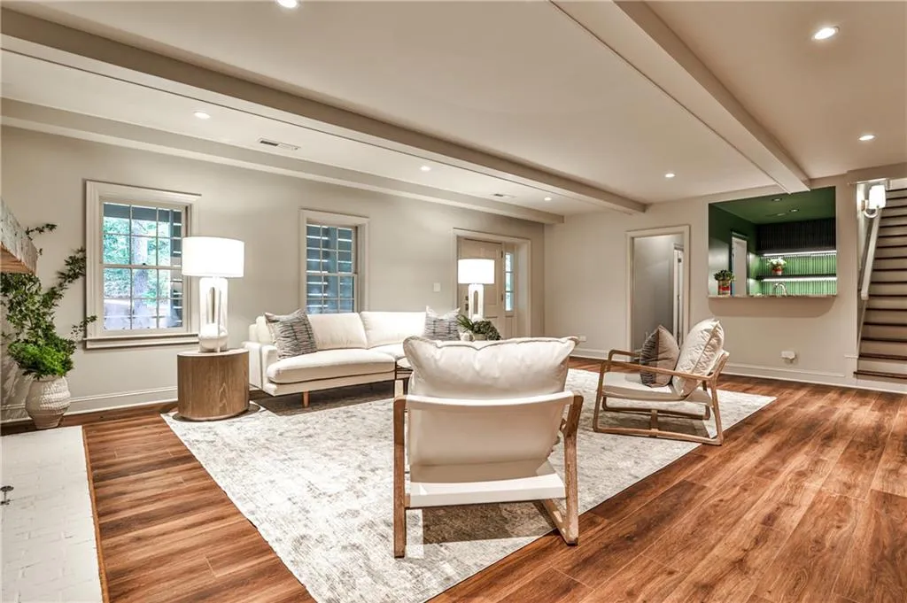 3990 Paces Ferry Road Nw, Atlanta, Georgia 30327, 7 Bedrooms Bedrooms, 0 ,7 BathroomsBathrooms,Residential,For Sale,3990 Paces Ferry Road Nw,7715793