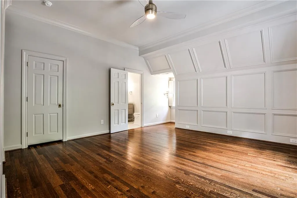 Upstairs bedroom