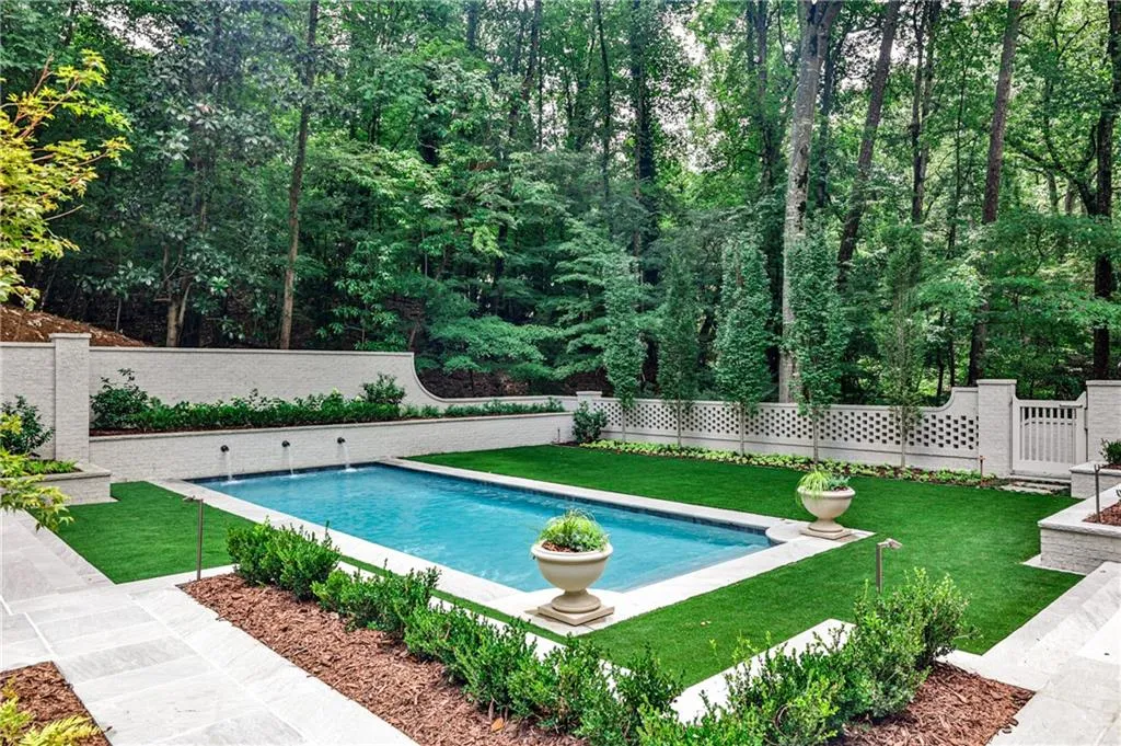 3990 Paces Ferry Road Nw, Atlanta, Georgia 30327, 7 Bedrooms Bedrooms, 0 ,7 BathroomsBathrooms,Residential,For Sale,3990 Paces Ferry Road Nw,7715793