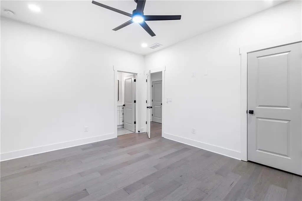 240 Grogans Lake Point, Sandy Springs, Georgia 30350, 6 Bedrooms Bedrooms, ,6 BathroomsBathrooms,Residential,Sold,240 Grogans Lake Point,7532244