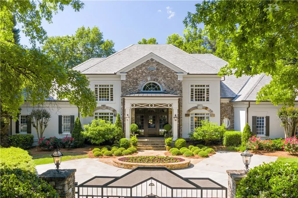 780 Riley Place, Sandy Springs, Georgia 30327, 7 Bedrooms Bedrooms, ,8 BathroomsBathrooms,Residential,Sold,780 Riley Place,6914190 780 Riley Place, Sandy Springs, Georgia 30327, 7 Bedrooms Bedrooms, ,8 BathroomsBathrooms,Residential,Sold,780 Riley Place,6914190