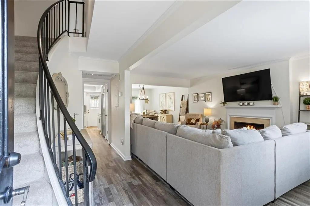 Stunning curved staircase