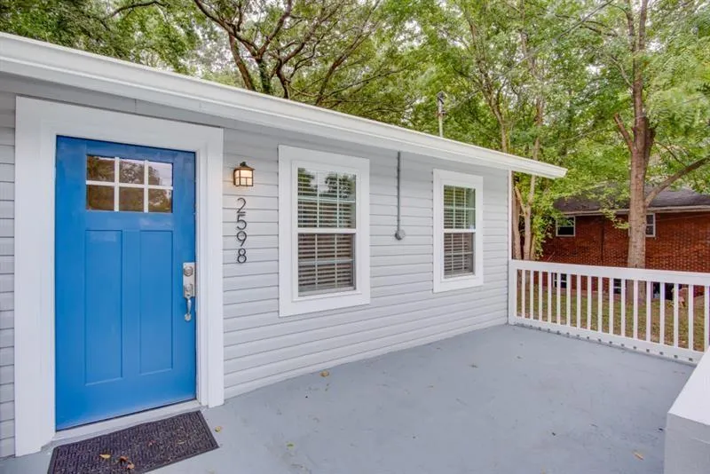 2598 Elliott Street Nw, Atlanta, Georgia 30318, 3 Bedrooms Bedrooms, ,1 BathroomBathrooms,Residential,For Sale,2598 Elliott Street Nw,7539586