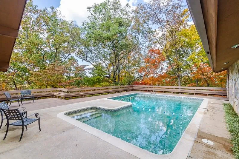 1155 Edgewater Drive, Sandy Springs, Georgia 30328, 6 Bedrooms Bedrooms, ,4 BathroomsBathrooms,Residential,Sold,1155 Edgewater Drive,5769509