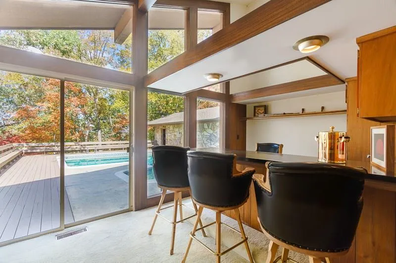 1155 Edgewater Drive, Sandy Springs, Georgia 30328, 6 Bedrooms Bedrooms, ,4 BathroomsBathrooms,Residential,Sold,1155 Edgewater Drive,5769509