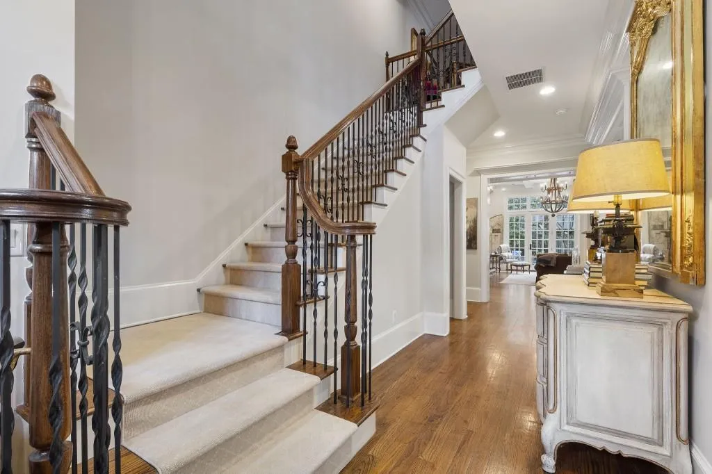 3385 Mathieson Drive, Atlanta, Georgia 30305, 4 Bedrooms Bedrooms, 0 ,3 BathroomsBathrooms,Residential,Sold,3385 Mathieson Drive,7711905
