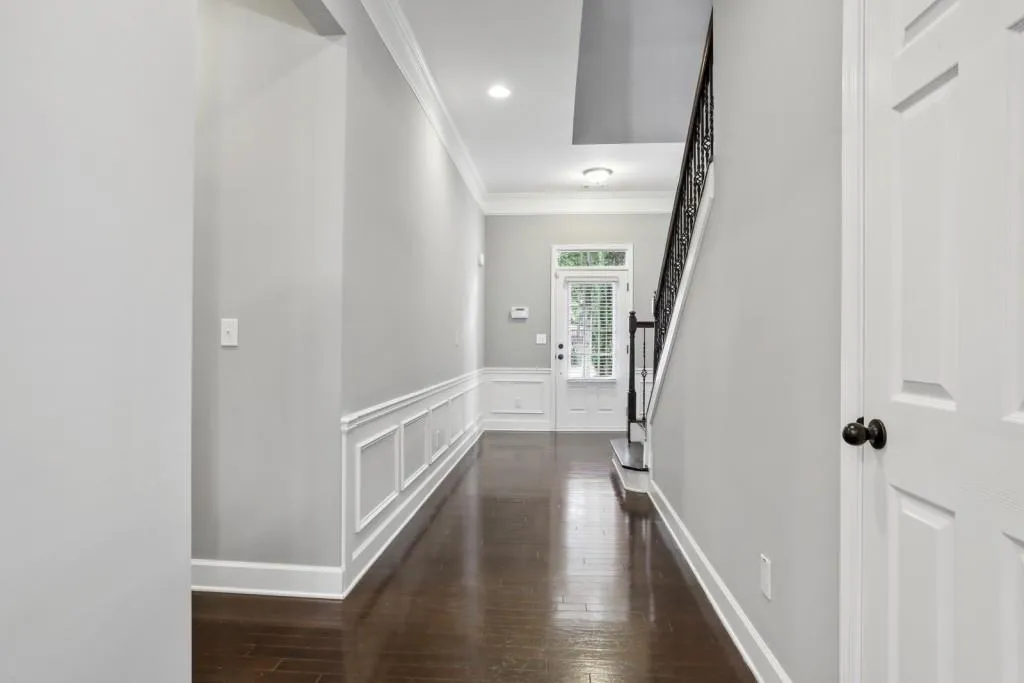 5566 High Point Road, Sandy Springs, Georgia 30342, 4 Bedrooms Bedrooms, ,3 BathroomsBathrooms,Residential,Sold,5566 High Point Road,7130030