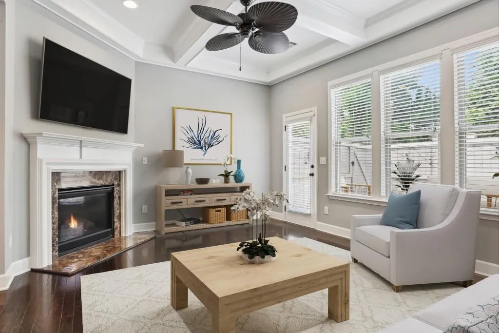 5566 High Point Road, Sandy Springs, Georgia 30342, 4 Bedrooms Bedrooms, ,3 BathroomsBathrooms,Residential,Sold,5566 High Point Road,7130030