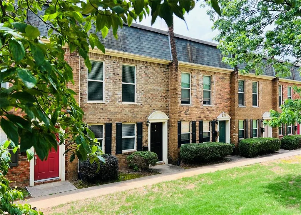 235 Winding River Drive Unit B, Atlanta, Georgia 30350, 2 Bedrooms Bedrooms, ,1 BathroomBathrooms,Residential,For Sale,235 Winding River Drive Unit B,7536713
