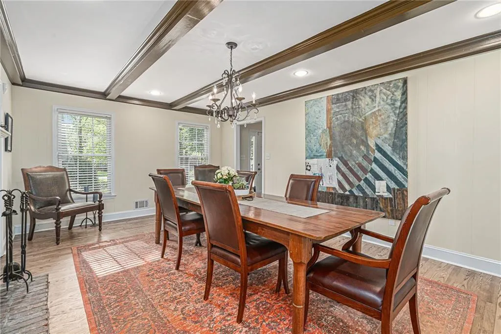 7199 Dunhill Terrace, Sandy Springs, Georgia 30328, 4 Bedrooms Bedrooms, ,3 BathroomsBathrooms,Residential,Sold,7199 Dunhill Terrace,7036983