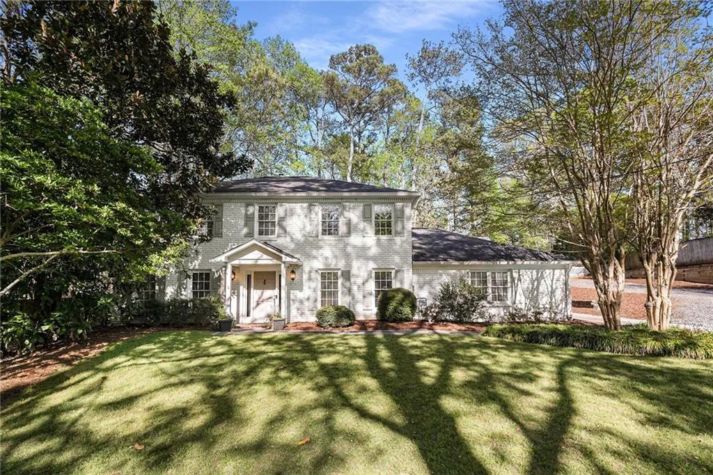 7199 Dunhill Terrace, Sandy Springs, Georgia 30328, 4 Bedrooms Bedrooms, ,3 BathroomsBathrooms,Residential,Sold,7199 Dunhill Terrace,7036983