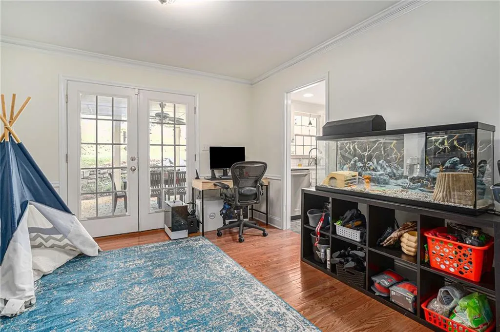 7199 Dunhill Terrace, Sandy Springs, Georgia 30328, 4 Bedrooms Bedrooms, ,3 BathroomsBathrooms,Residential,Sold,7199 Dunhill Terrace,7036983