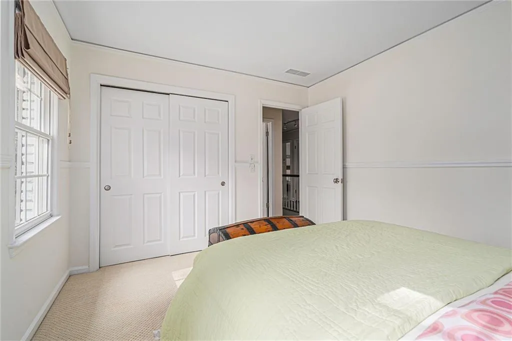 7199 Dunhill Terrace, Sandy Springs, Georgia 30328, 4 Bedrooms Bedrooms, ,3 BathroomsBathrooms,Residential,Sold,7199 Dunhill Terrace,7036983