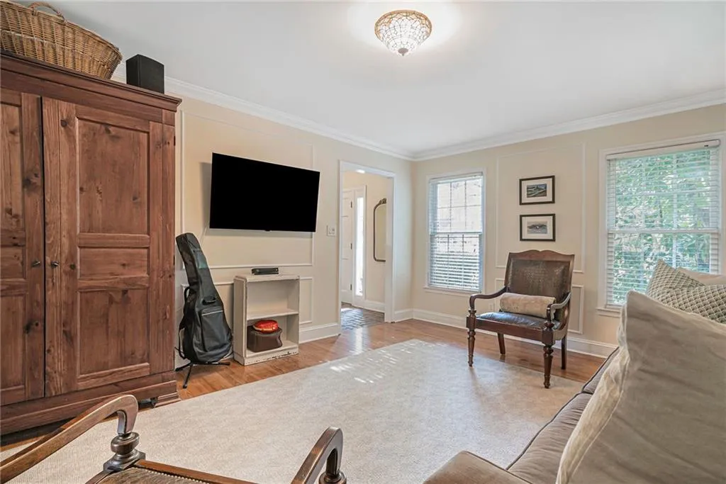 7199 Dunhill Terrace, Sandy Springs, Georgia 30328, 4 Bedrooms Bedrooms, ,3 BathroomsBathrooms,Residential,Sold,7199 Dunhill Terrace,7036983